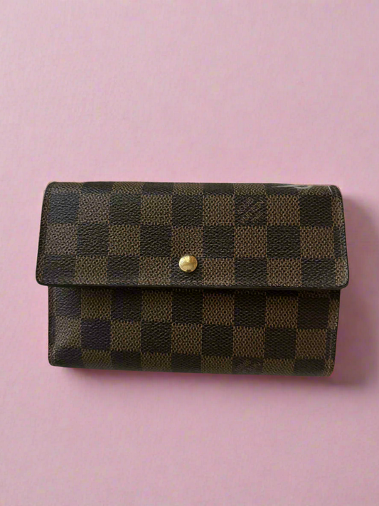 Louis Vuitton Damier Wallet