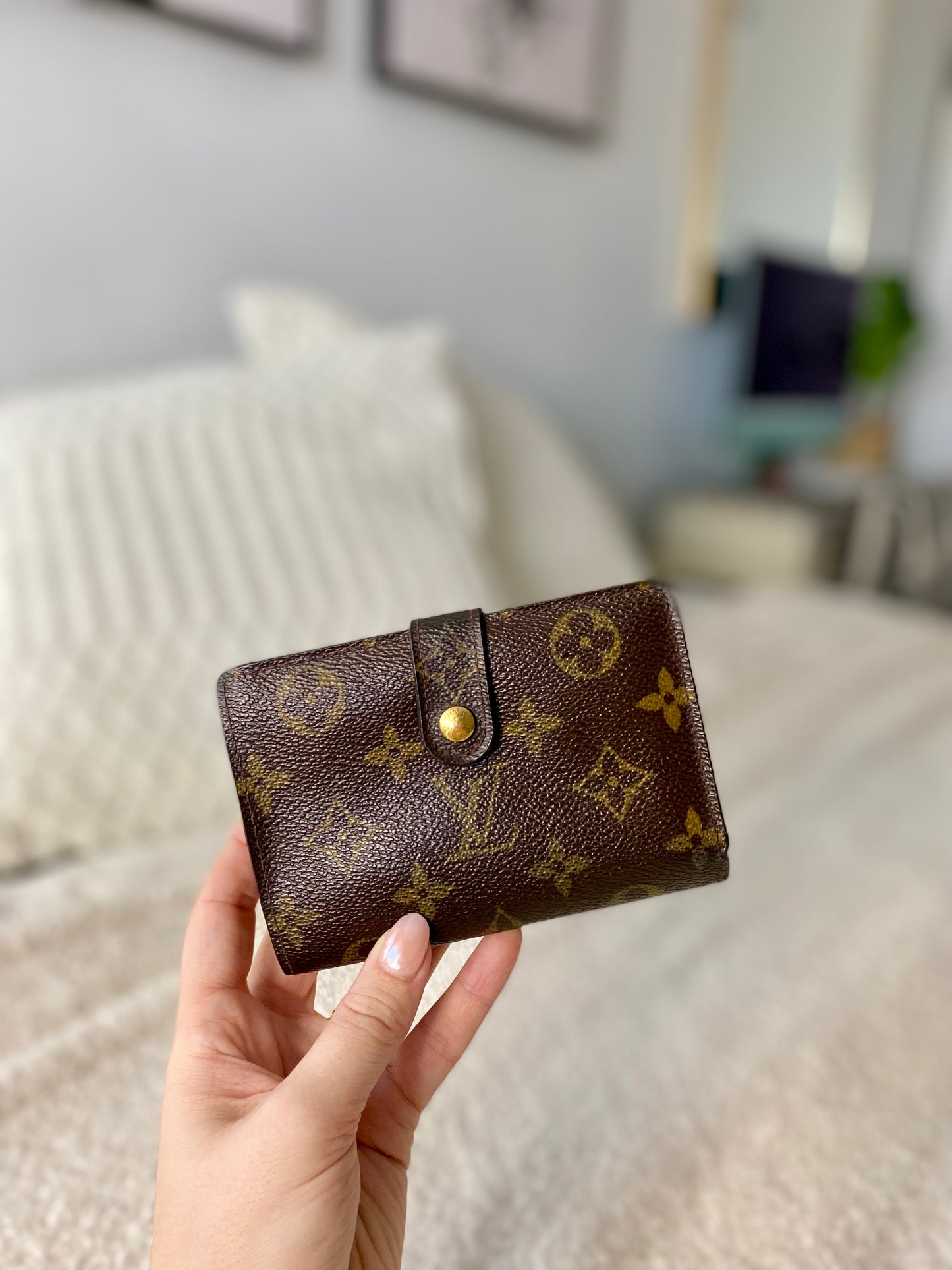 Louis Vuitton Monogram Kisslock Wallet