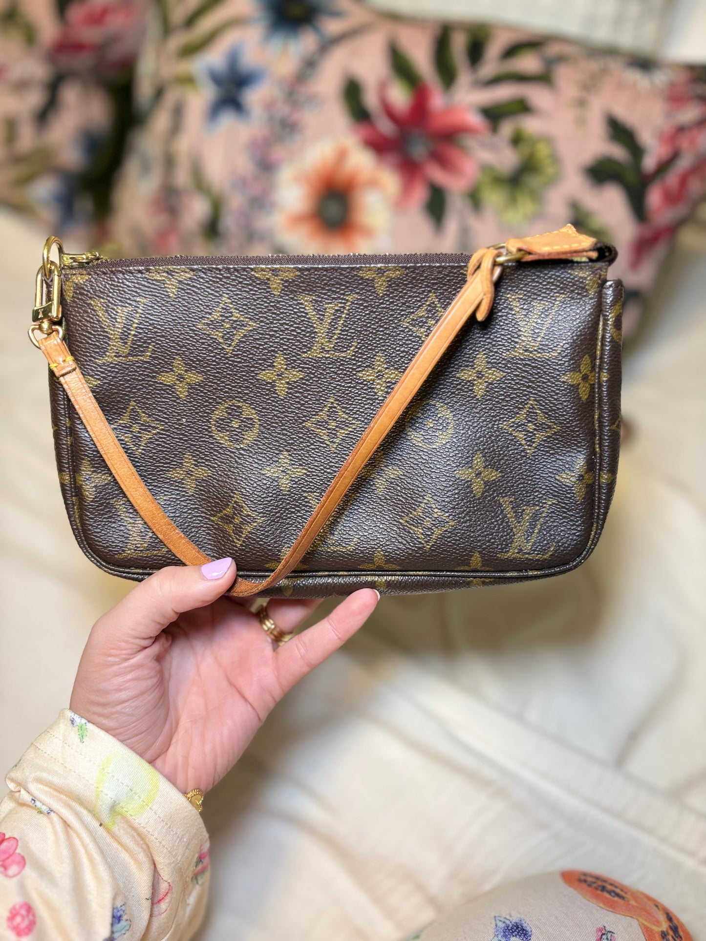 Louis Vuitton Pochette Accessories