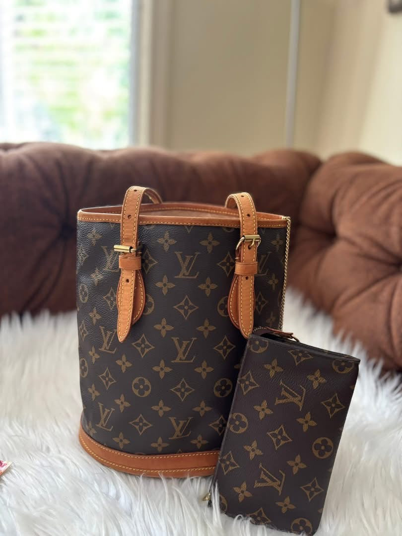 Louis Vuitton Bucket Bag PM
