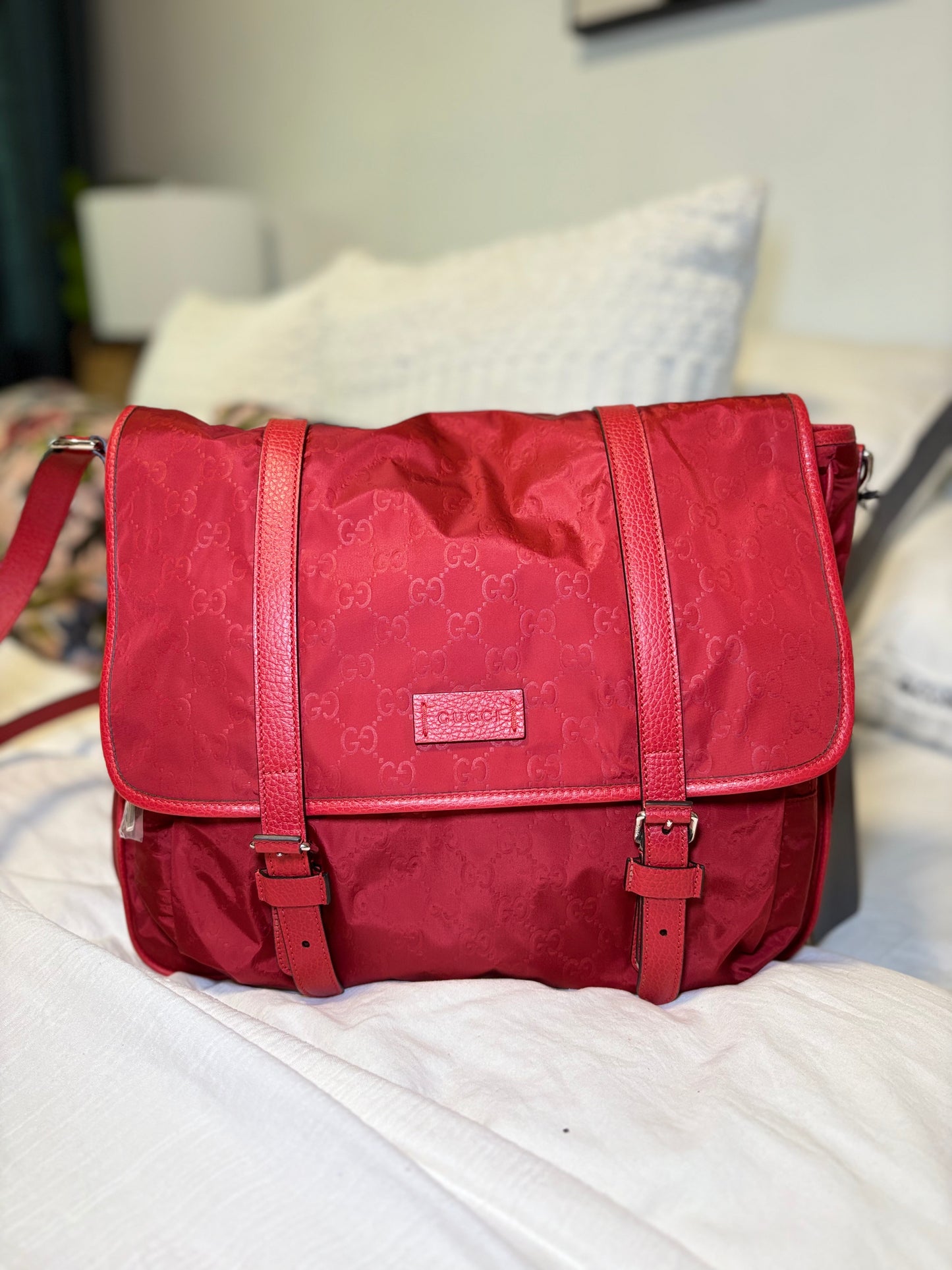 Gucci Messenger / Diaper Bag