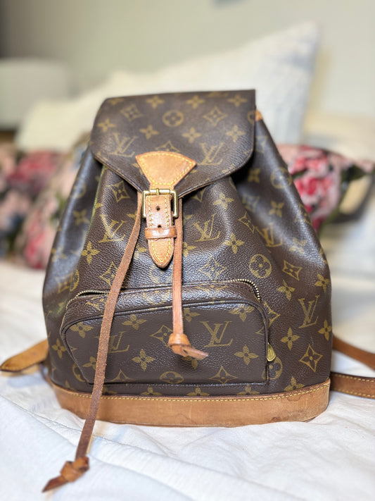 Louis Vuitton Montsouris MM